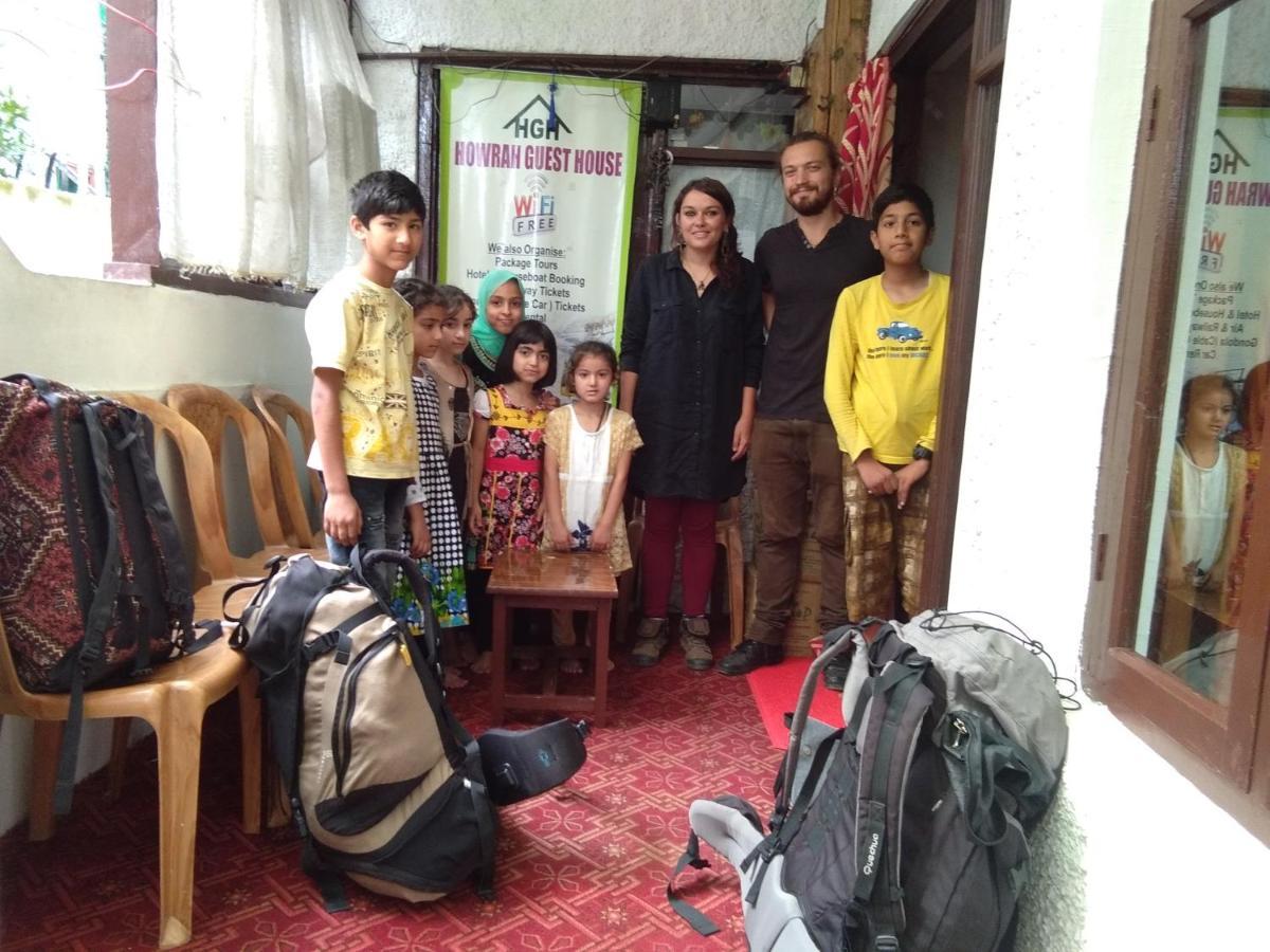 Howrah Guest House Srinagar  Bagian luar foto